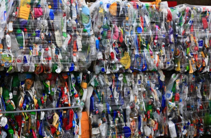 Nigeria tightens its plastic waste management